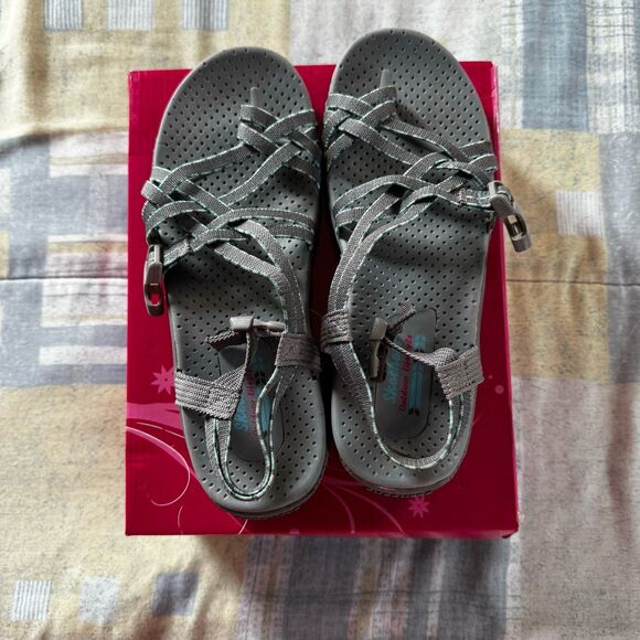 Skechers Outdoor Lifestyle Grey Sandals Women's Sz 9 - Picture 1 of 10
